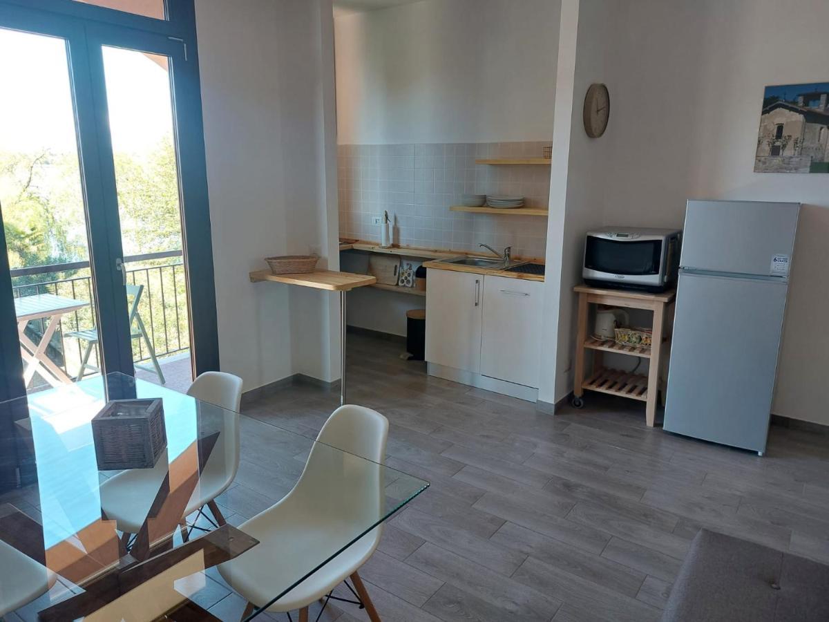 Appartamento Miralago Con Giardino Sul Lago Gavirate Eksteriør bilde